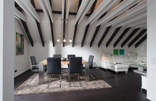 Mitte House | Luxury WK Suite: Pet-Friendly Retreat with 9.8 Rating