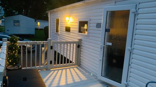 Berwick-upon-Tweed Apartment | Relaxing Three Bedroom Mobile Home at Haggerston Castle