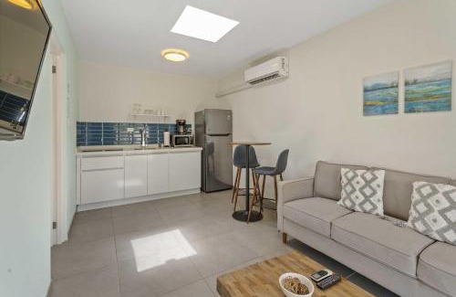 Koyari Apartment | WLR6 - 1BR near Palm Beach - White Lotus Retreat