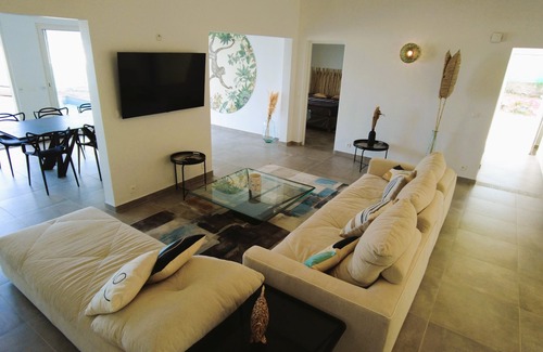 Orient Bay Villa | WoW 🤩 Renovated Villa Ocean View!