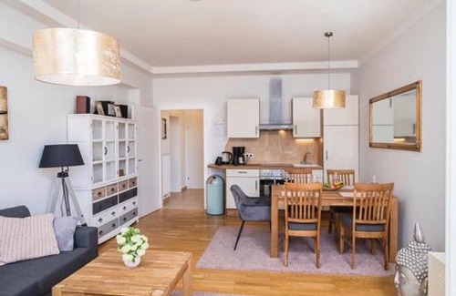 Faak am See Apartment | Exceptional Wohlfühl Appartement with Ocean Views & Pet Friendly