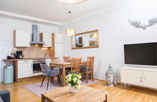 Faak am See Apartment | Exceptional Wohlfühl Appartement with Ocean Views & Pet Friendly