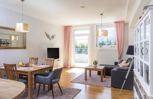 Faak am See Apartment | Exceptional Wohlfühl Appartement with Ocean Views & Pet Friendly