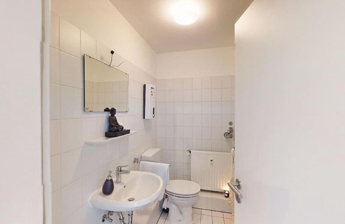 Dueren Apartment | Cozy Retreat in Düren: Family-Friendly Comfort Awaits