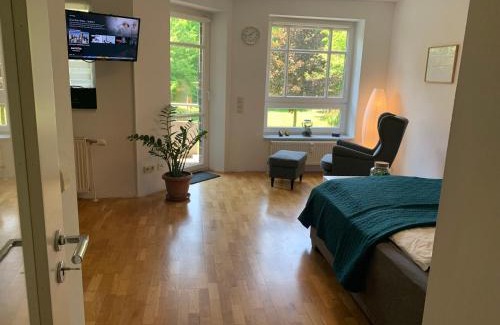 Fauler Grund Apartment | Comfortable Apartment in Upscale Area for Families