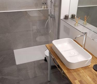 Boppelsen Apartment | Welcoming Wohlfühlort: Guest Rated 10/10, Family-Friendly Stay