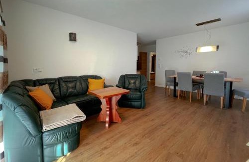 Muhldorf Apartment | Family-Friendly Wohnen am Almufer - Top-Rated Getaway