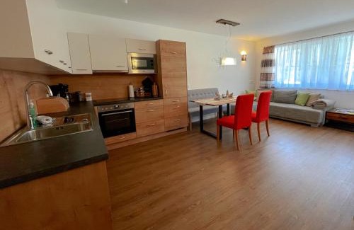 Muhldorf Apartment | Family-Friendly Wohnen am Almufer - Top-Rated Getaway