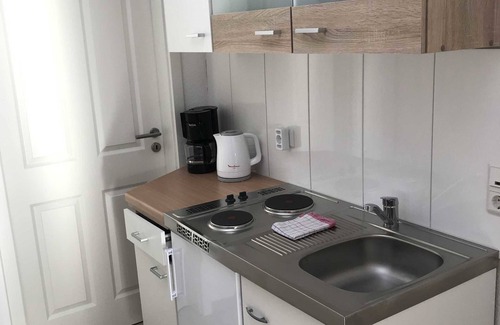 Center Apartment | Cozy Retreat at Wohnen am Wanderweg with Pet-Friendly Amenities