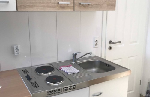 Center Apartment | Cozy Retreat at Wohnen am Wanderweg with Pet-Friendly Amenities