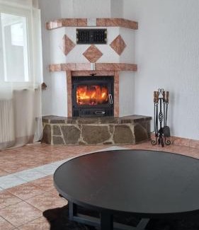 Schwoerstadt Apartment | Ideal Stay for Business Travelers and Weekend Visitors