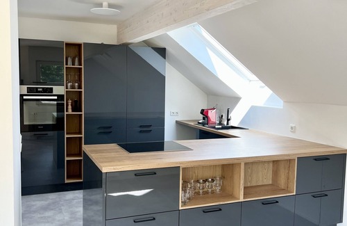 Stockdorf Apartment | Relax in Nature at Our Family-Friendly Munich Retreat