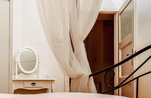 Leopoldstadt Apartment | Experience the Heart of Vienna at Waterfront Hotel