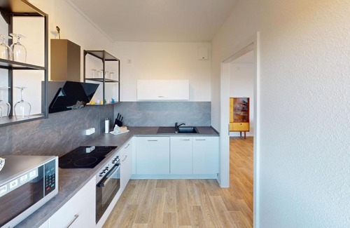 Morgenleite Apartment | Wohnen ohne Hindernisse, nur 170m bis zur Haltestelle der Linie 5, WLAN