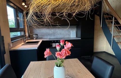 Sondern Apartment | Top-Rated Wohntraum Boardinghouse: Family-Friendly Escape