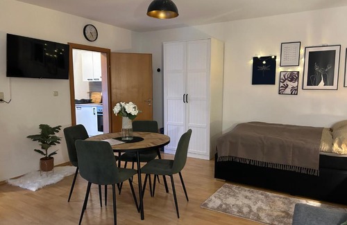 Pregarten Apartment | Ideal Retreat in the Heart of Pregarten for Families & Pets