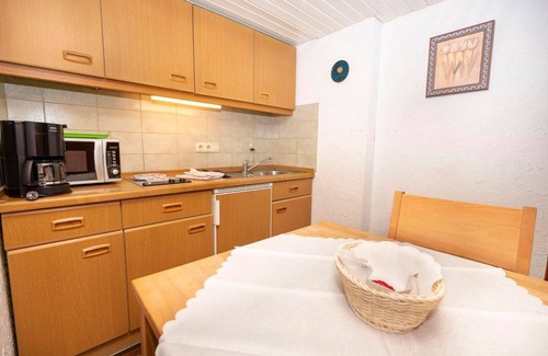 Obermaiselstein Bed & Breakfast | Ocean View Retreat - Wohnung 02 at Gästehaus Caser