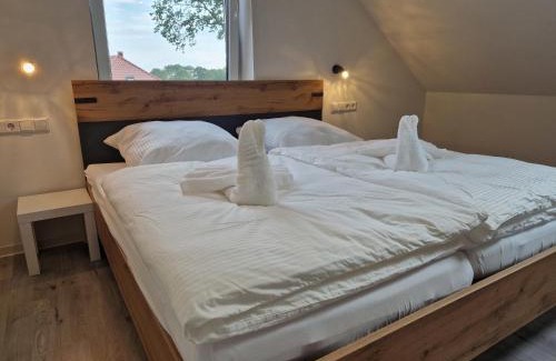 Haseluenne Apartment | Pet-Friendly Wohnung 1 - Highly Rated with Family Amenities