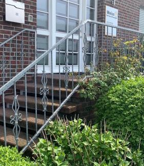 Region Hannover District Apartment | Cozy Wohnung 3 with Spa, Breakfast & Pet-Friendly Perks