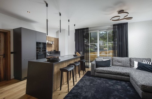 Bad Wiessee House | Relax in Pet-Friendly Luxury Apartments at Tegernsee