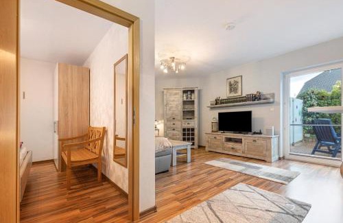 Loehne Apartment | Inviting Wohnung Akazie with Terrace - Child Friendly Stay