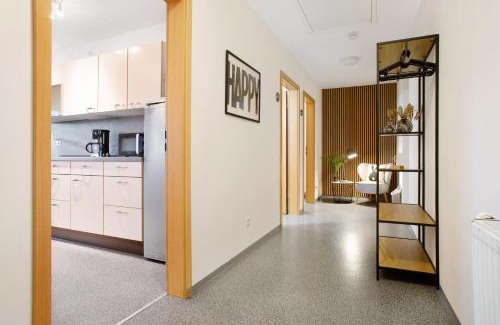 Meckenbeuren Apartment | Family-Friendly Wohnung beim Obsthof - Rated 9/10 by Guests
