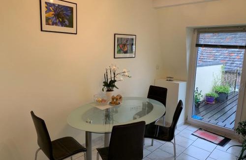 Rhein-Erft-Kreis District Apartment | Inviting Dachterrasse Apartment with Family-Friendly Amenities