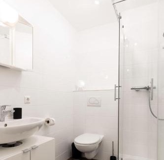 Ludwigsvorstadt Apartment | Explore Munich: Family-Friendly Stay in City Center