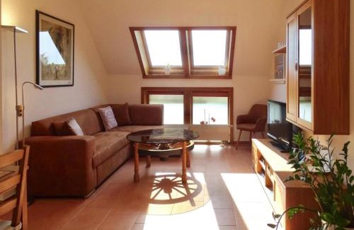 Neuendorf Apartment | Inviting Farmstay Neuendorfkrug in Lütow - Pet Friendly Retreat