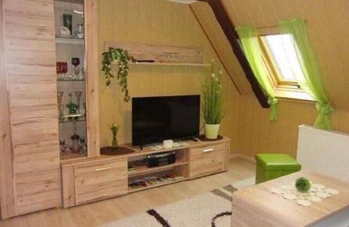 Lichtenhain Apartment | Relaxing Holiday Home in Saxon Switzerland with Garden