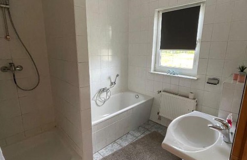 Moser Apartment | Cozy Möser Apartment with Grill and Family Amenities