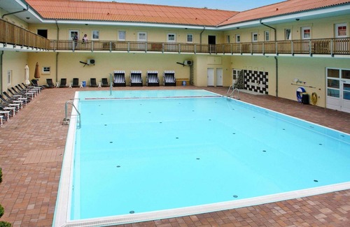 Markgrafenheide Apartment | Pet-Friendly Holiday Park Markgrafenheide with Pool & Spa