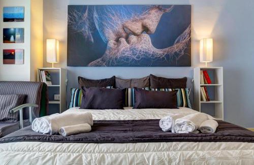 Porticato Apartment | Modern Naxos Apartment with Large Balcony & Family-Friendly