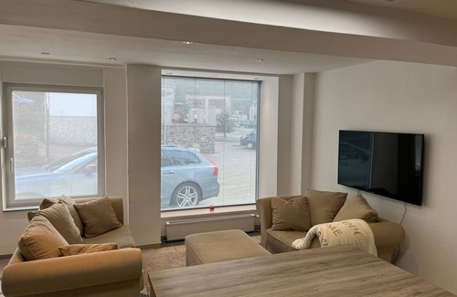Mettlach Apartment | Comfortable Apartment in Saarhölzbach with Pet-Friendly Amenities