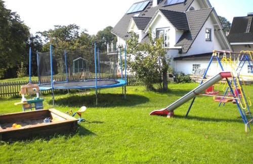 Silbecke Apartment | Relaxing Flat with Private Pool in Beautiful Sauerland