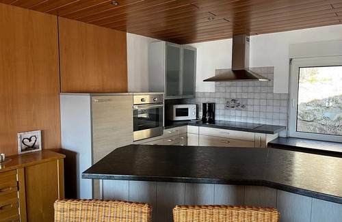 Emsetal House | Discover a Cozy Apartment by the Forest with Breakfast
