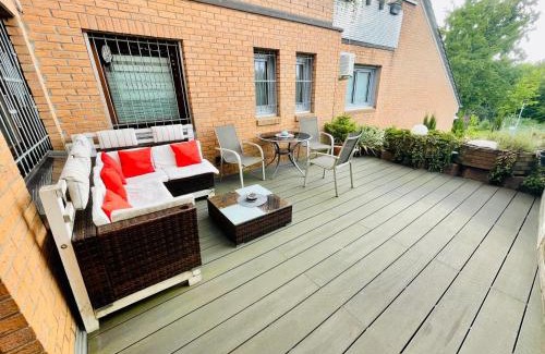 Rheinstetten Apartment | Oceanfront Retreat with Netflix & Pet-Friendly Comfort