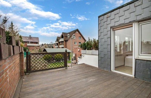 Luenen Apartment | Cozy Terrace Apartment in Lünen - Perfect for Your Stay