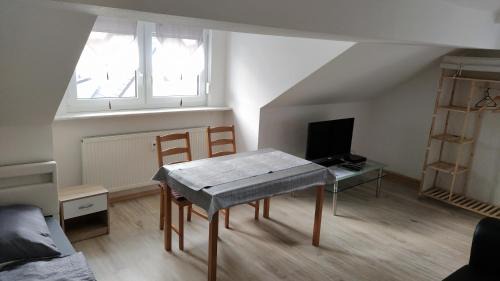 Neunkirchen am Brand Apartment | Family-Friendly Wohnung Neunkirchen 3 with Restaurant Access