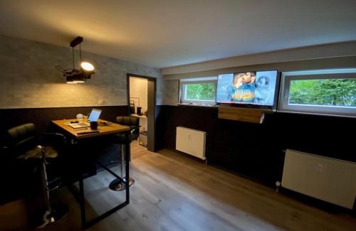 Halberg Apartment | Convenient Saarbrücken Stay Near City & University with Parking