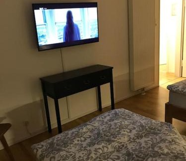 Wurzburg City Centre Apartment | Modern City Center Apartment in Würzburg with Balcony
