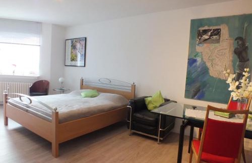 Haan Apartment | Comfortable Wohnung Weitblick Haan: Family-Friendly Stay
