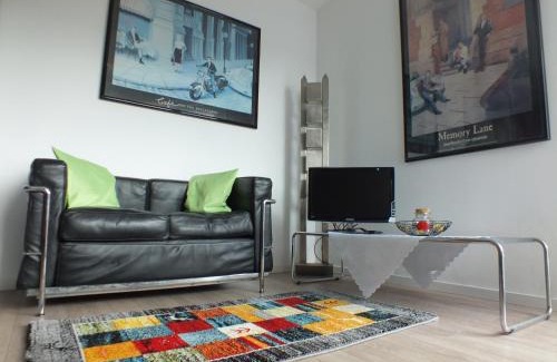 Haan Apartment | Comfortable Wohnung Weitblick Haan: Family-Friendly Stay