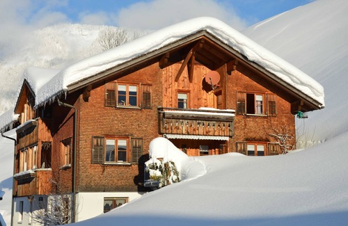 Au Apartment | Discover Wohnung Zitterklapfen - Family-Friendly Comfort