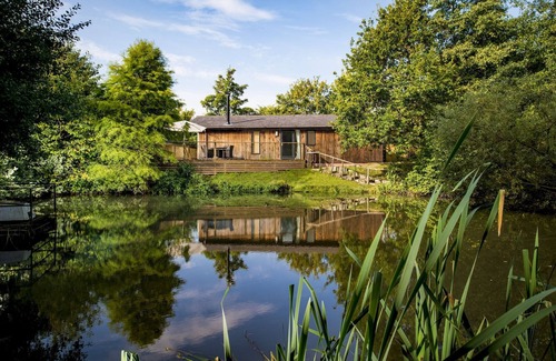 Low Catton Cabin | Top-Rated Ocean View Lodges at Wolds Edge Retreat