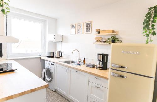 Wolfsburg Apartment | Family-Friendly Stay in Wolfsburg Innenstadt - HappyHome