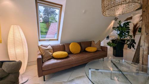 Bad Liebenzell Apartment | WOLKENFREI: Feel at Home with Oceanfront Spa Amenities