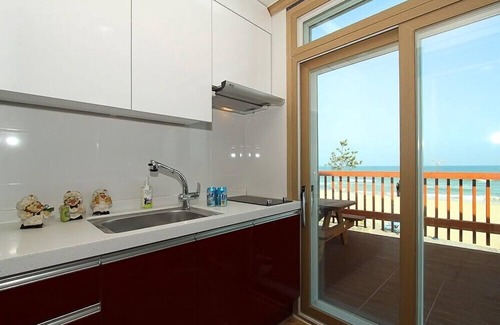 Pohang House | Welcoming Wolpo Donghae Pension with Family-Friendly Amenities