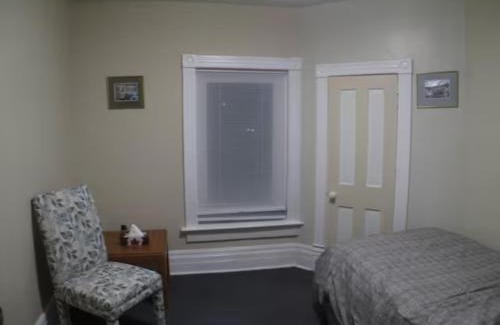 Winnipeg Apartment | Discover Wolseley: Your City Center Sanctuary Awaits!
