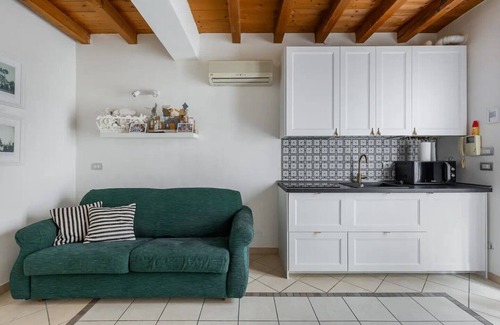 San Giovanni in Persiceto House | Cozy Apartment with Garden & Private Parking in Prime Location
